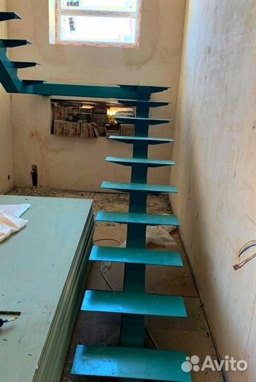 Перила деревянные с монтажем