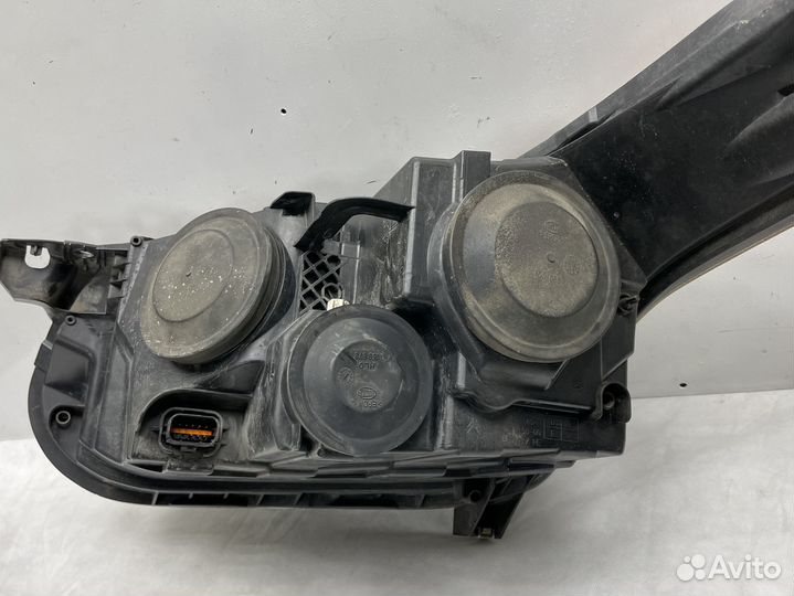 Фара правая Citroen C3 Picasso галоген 2010