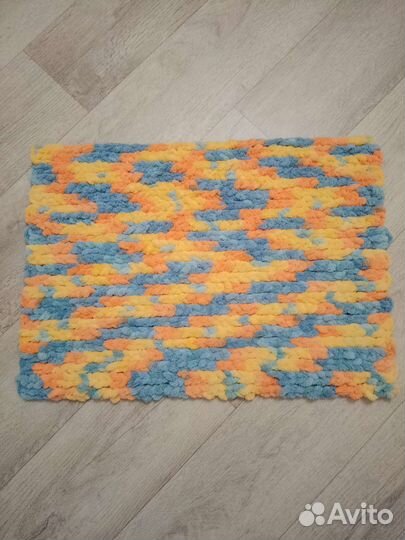 Игрушки, пледы