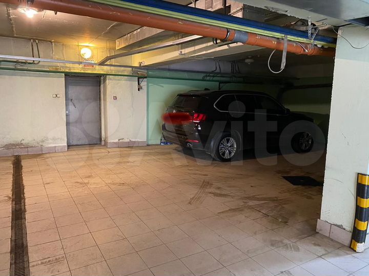 Машиноместо, 22 м²