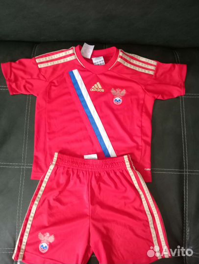 Футбольная форма adidas