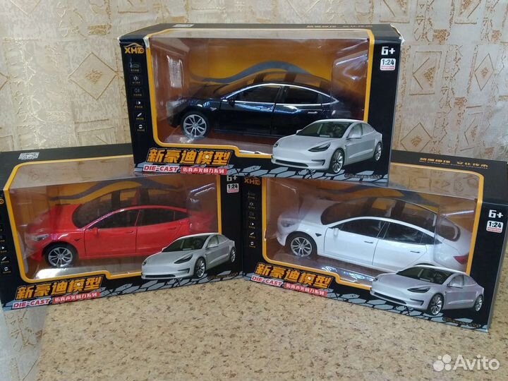 Tesla Model 3 модель автомобиля в масштабе 1:24