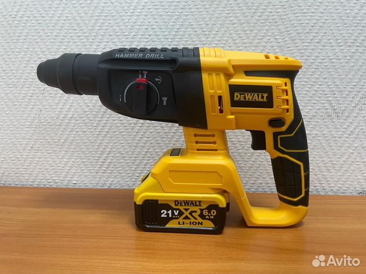 Набор инструментов 4в1 аккумуляторный dewalt