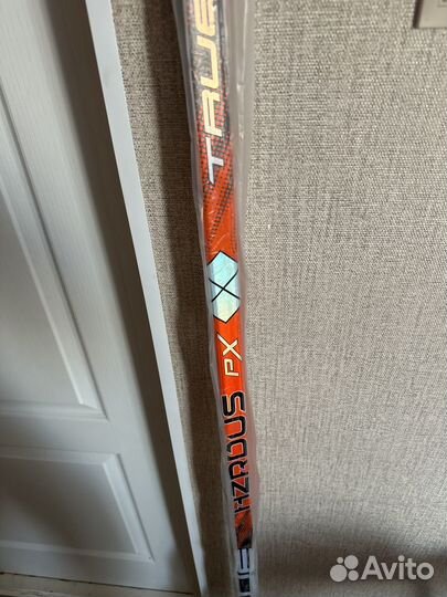 Клюшка хоккейная