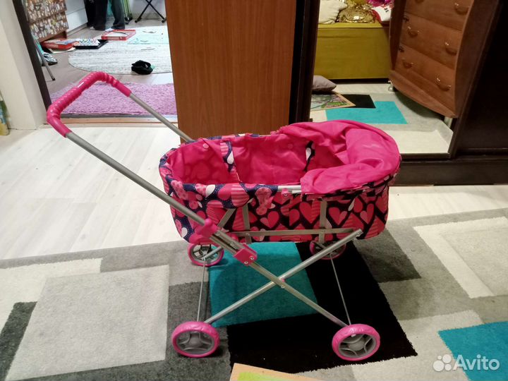 Коляска кукольная