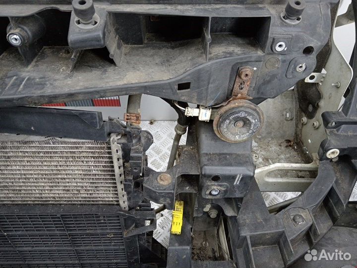 Бампер (ноускат) для Renault Master 3