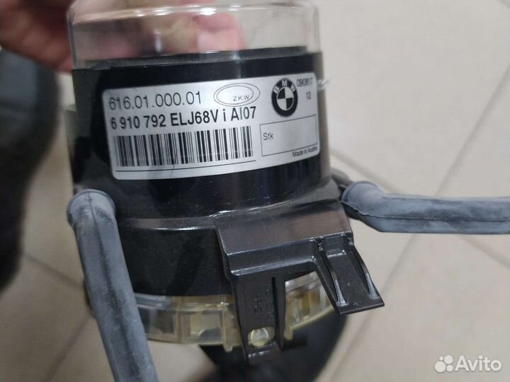 Противотуманная фара BMW e 60 правая