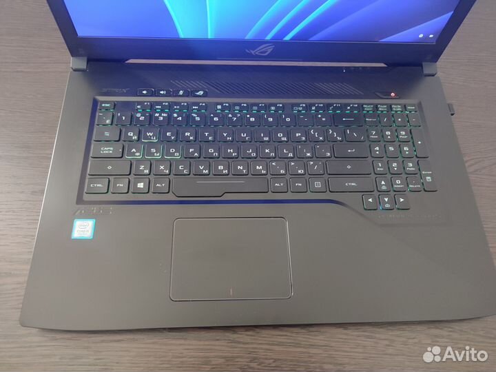 Игровой ноутбук Asus rog strix