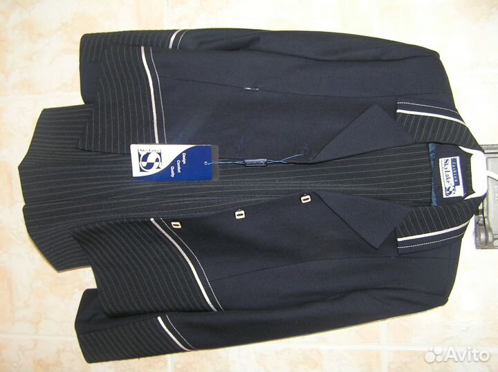 Школьная форма костюм брючный (пиджак новый) +юбка