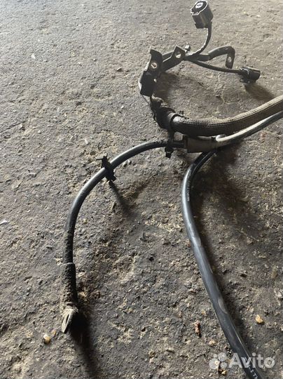 Провод стартера и генератора Audi A8 3.2 FSI