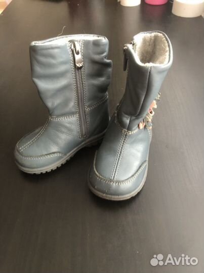 Детские ботинки