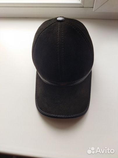 Мужская кожаная кепка