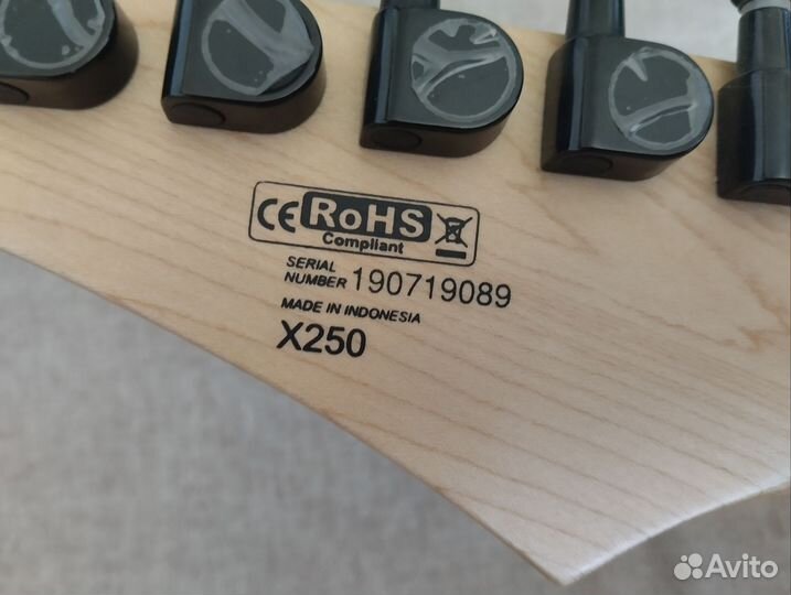Электро гитара Cort x250 б/у