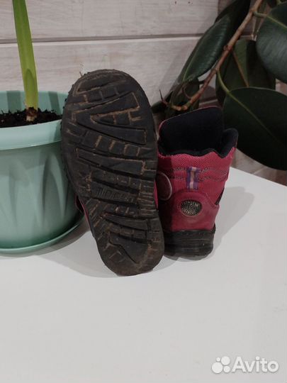 Продам ботинки для девочки Minimen