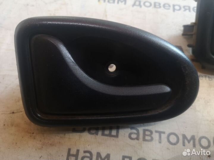 Ручка двери внутренняя Renault Logan faza 1 2004