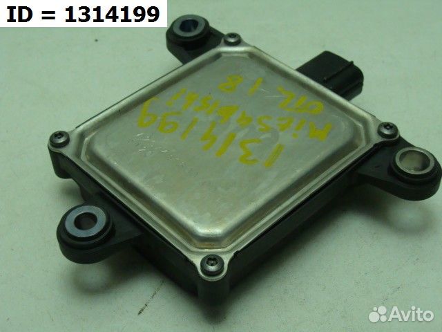 Блок управления слепыми зонами Mitsubishi