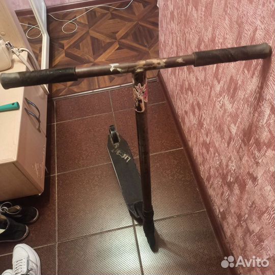 Трюковой самокат