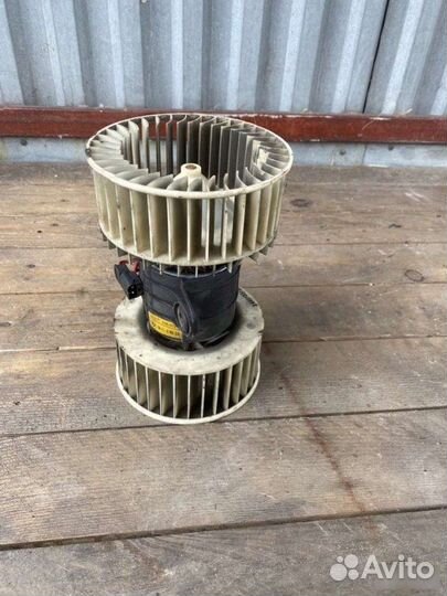 Моторчик печки Bmw X5 E53