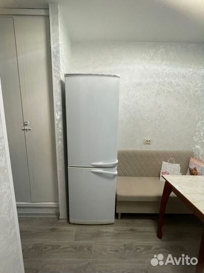 Холодильник 2 камерный атлант