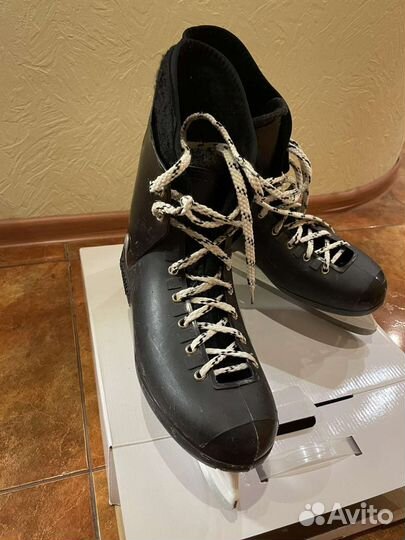 Коньки мужские 43 размер