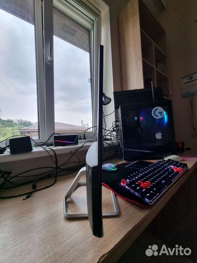 Монитор 22f hp