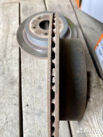 Задние томозные диски infiniti fx35/45 s50