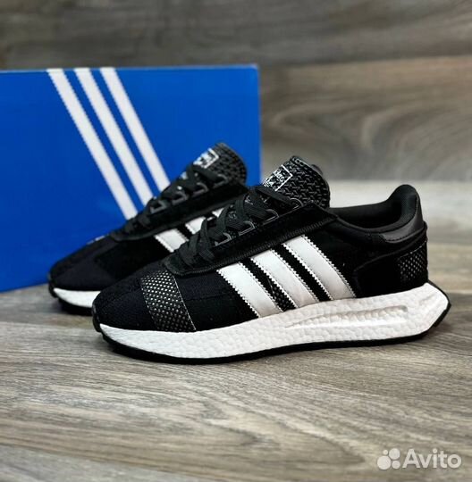 Кроссовки мужские adidas