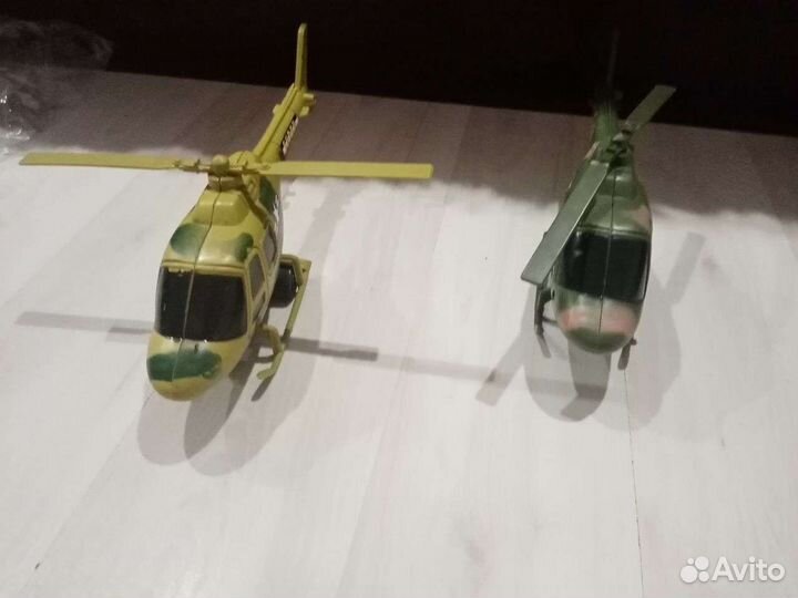Модель солдитка, танков, самолётов, вертолётов