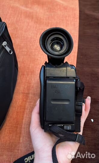 Видеокамера panasonic