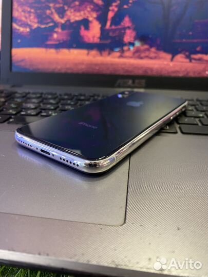 iPhone X, 256 ГБ