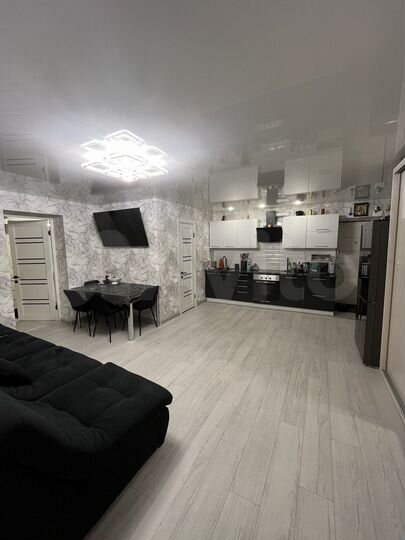 4-к. квартира, 61 м², 1/1 эт.