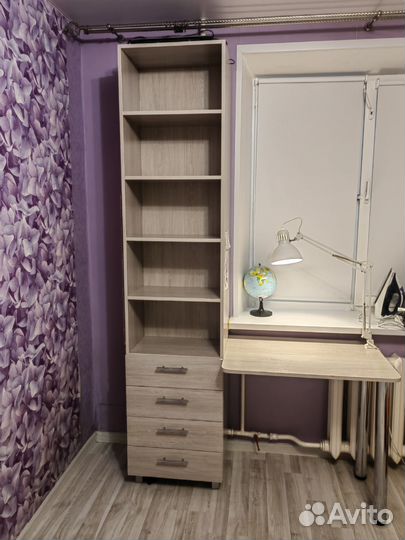 Уголок школьника стол со шкафчиками