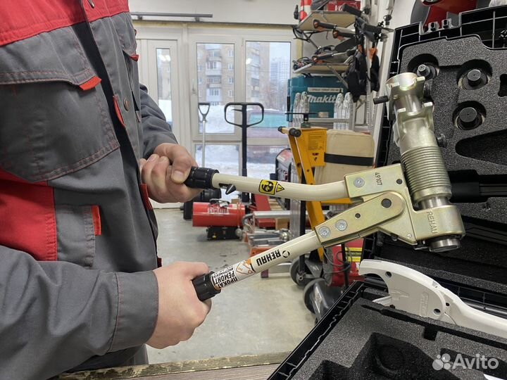 Аренда инструмента механического rehau M1