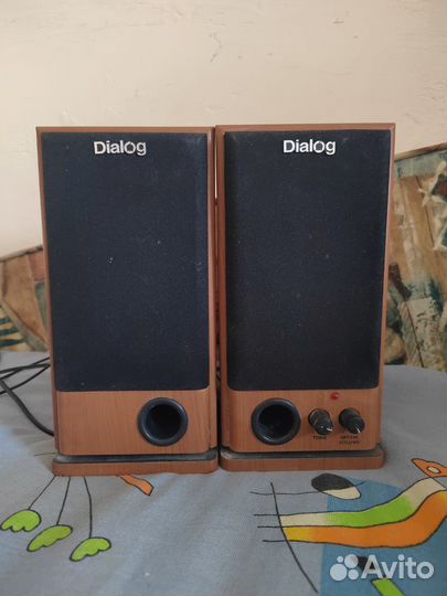 Акустические колонки для компьютера