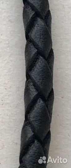 Крест на гайтане