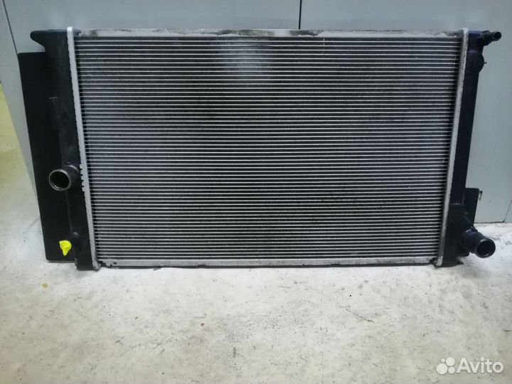 Радиатор охлаждения двигателя toyota