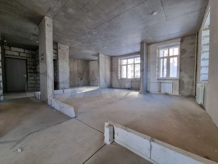 3-к. квартира, 90 м², 2/12 эт.