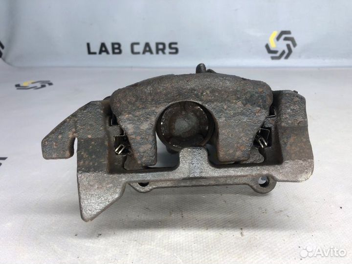 Суппорт тормозной задний левый Audi A5 8T cgka 2.7