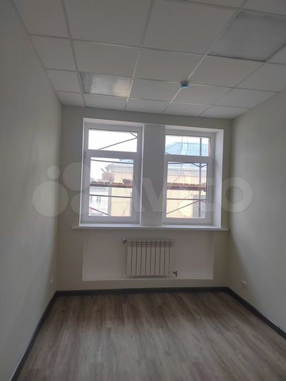Офисы от 10,7 м² до 27,2 м²