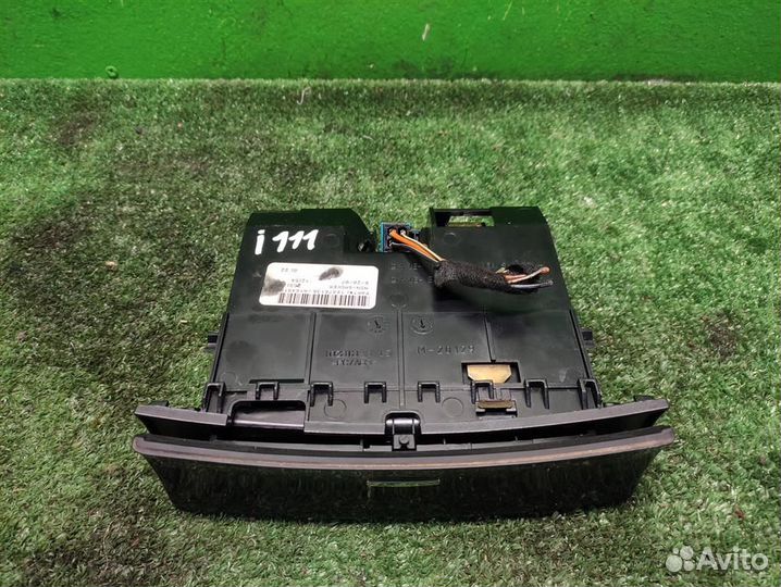 Пепельница Mercedes Benz ML W164 2007