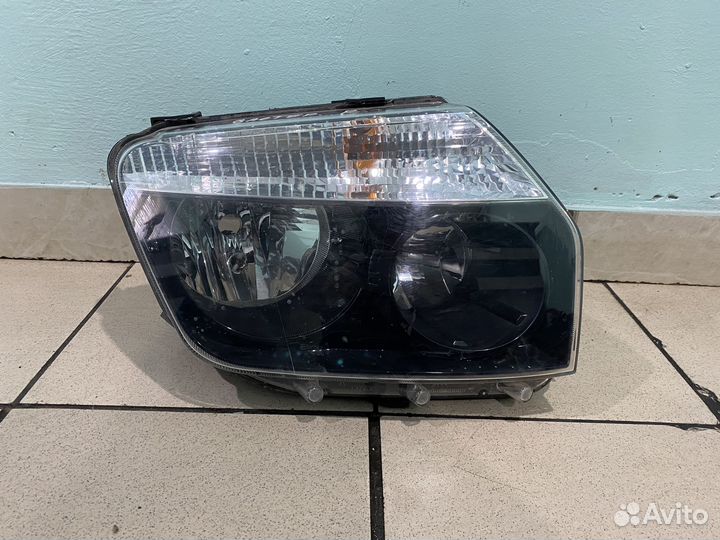 Фара передняя правая Renault Duster