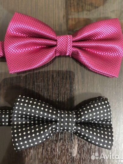 Галстук-бабочки разные