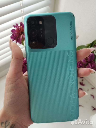 Tecno spark 8c
