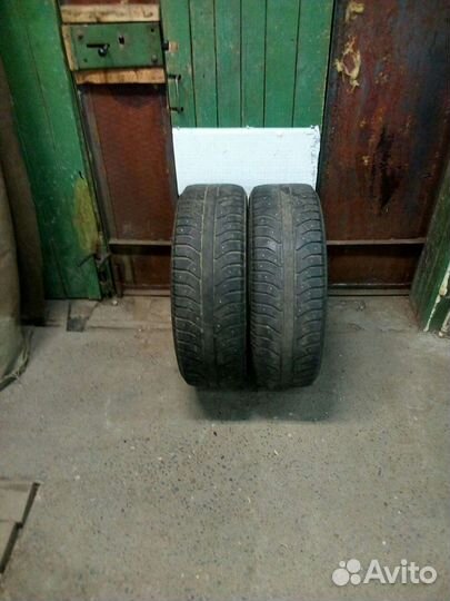 Bridgestone Blizzak DM-V1 235/65 R17