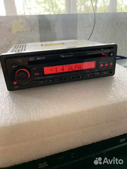 Магнитола Nakamichi CD-400