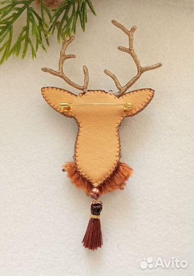 Брошь ручной работы