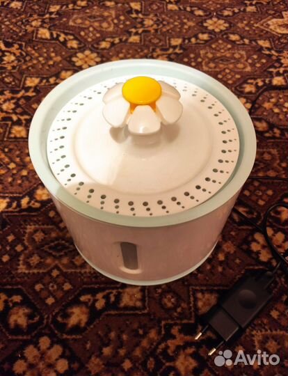 Поилка фонтан для животного