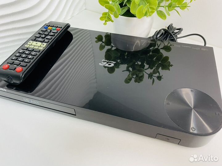 Blu-ray плеер Samsung BD-F6500