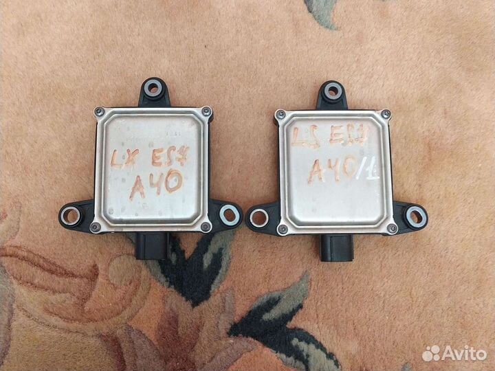 Датчики слепых зон Lexus ES 7 2018-2022 BSM