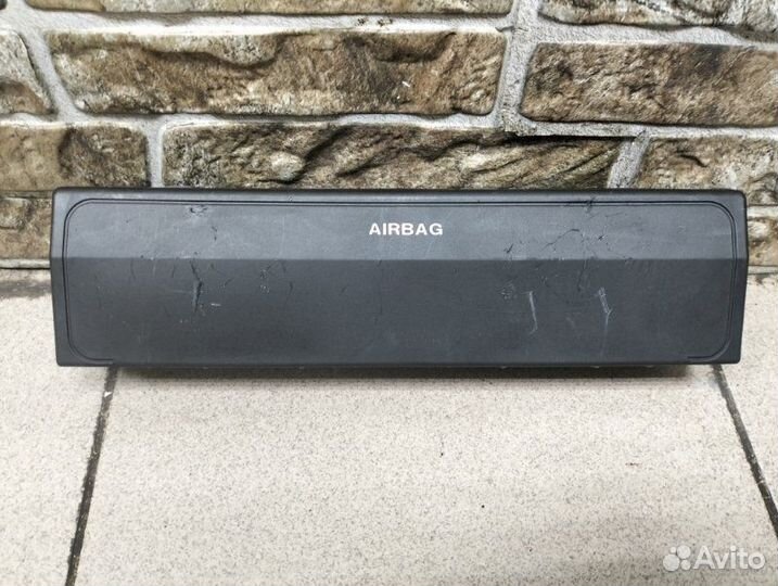 Подушка безопасности нижняя (для колен) BMW 5-Seri